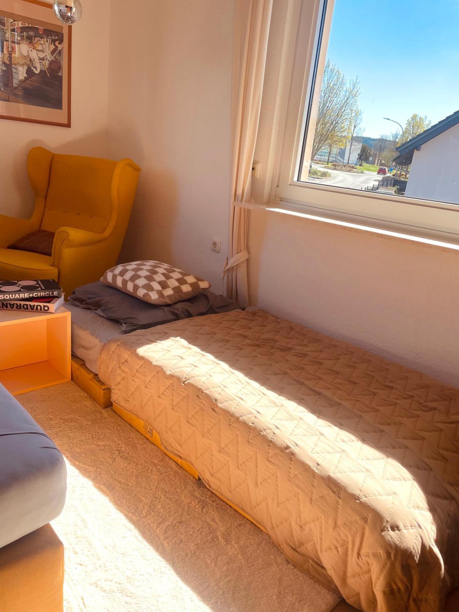 Homestay - Panoramablick Ueber Buedingen Eksteriør billede